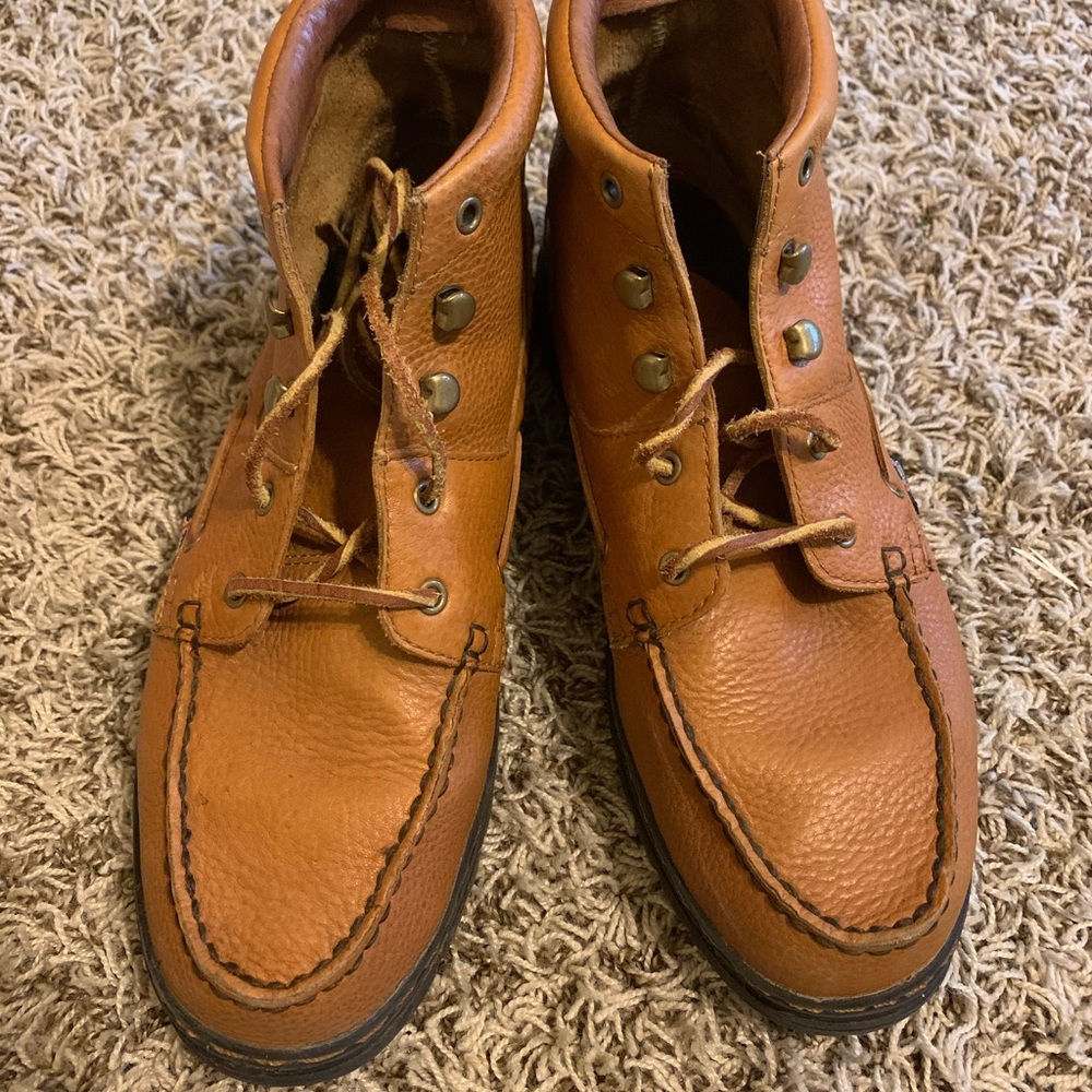 Justin Chukka Boots